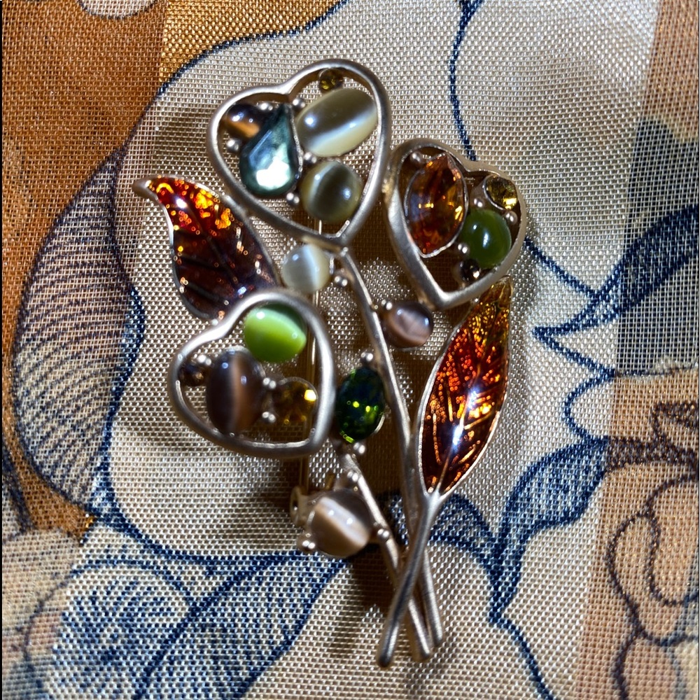 Vintage Love Flower Brooch ❤️🌼